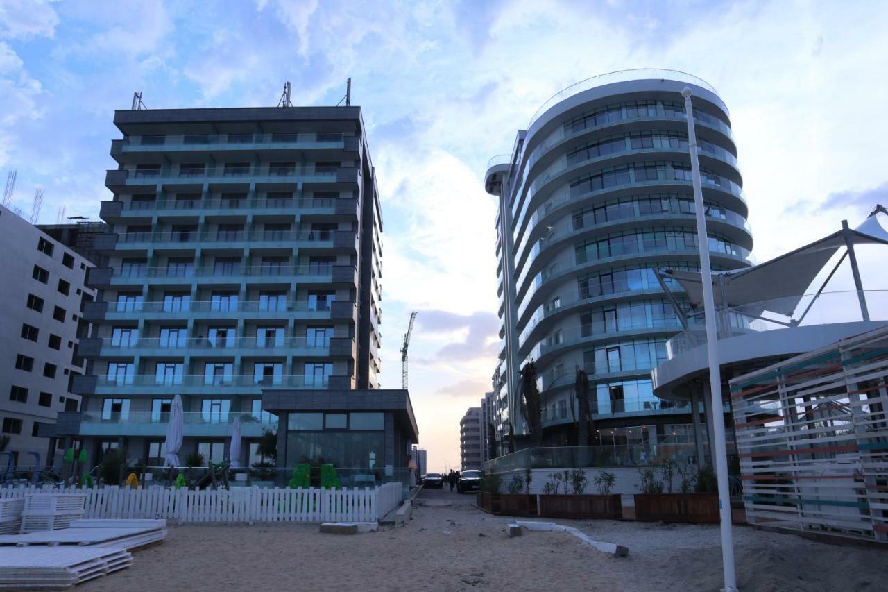 Luxury Apartment By The Sea Mamaia Exterior photo